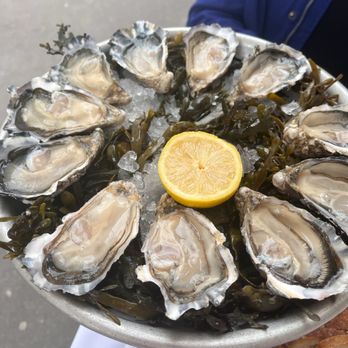 Huitrerie Régis - Oysters! - Seafood Near Me - Paris, 75 Huitrerie Régis - Oysters! - Seafood Near Me - Paris, 75