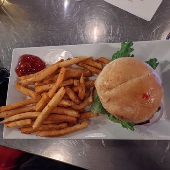 Twin Hickory Tavern - Burgers Near Me - Glen Allen, Virginia Twin Hickory Tavern - Burgers Near Me - Glen Allen, Virginia