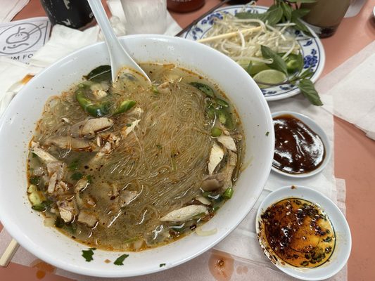 Phở Anh Đào by null