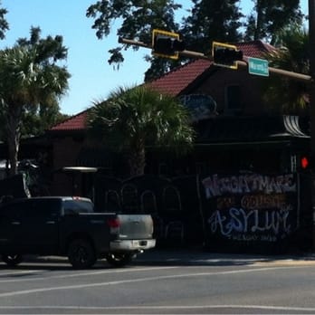 Potbelly's - Bars Near Me - Tallahassee, Florida