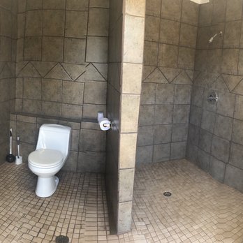 Hwy 71 RV Park - Shower house was updated and clean! - RV Parks Near Me - Cedar Creek, Texas Hwy 71 RV Park - Shower house was updated and clean! - RV Parks Near Me - Cedar Creek, Texas