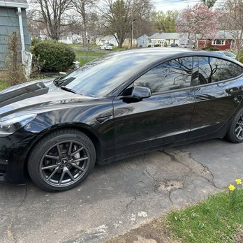 Tint World - Ceramic Tints All Around - Car Window Tinting Near Me - Manchester, Connecticut