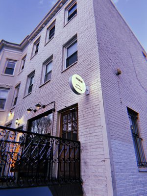 Gemini — Wine Shop + Dinner by null