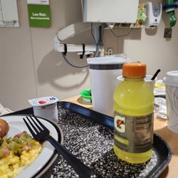 Saint Francis Hospital - The gatorade was a part of my breakfast on the day I was discharged.