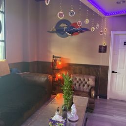Seating area Seating area