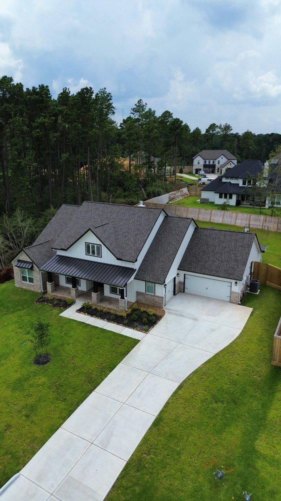 Slide of Houston’s Preferred Roofers