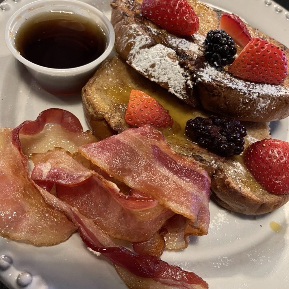 Allure Lounge - Restaurants Near Me - Orlando, Florida Allure Lounge - Restaurants Near Me - Orlando, Florida