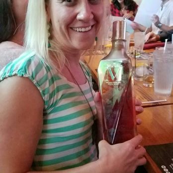 Twin Peaks - Sports Bars Near Me - Davie, Florida