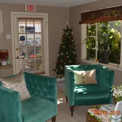 Elle's Chic Spa & Boutique