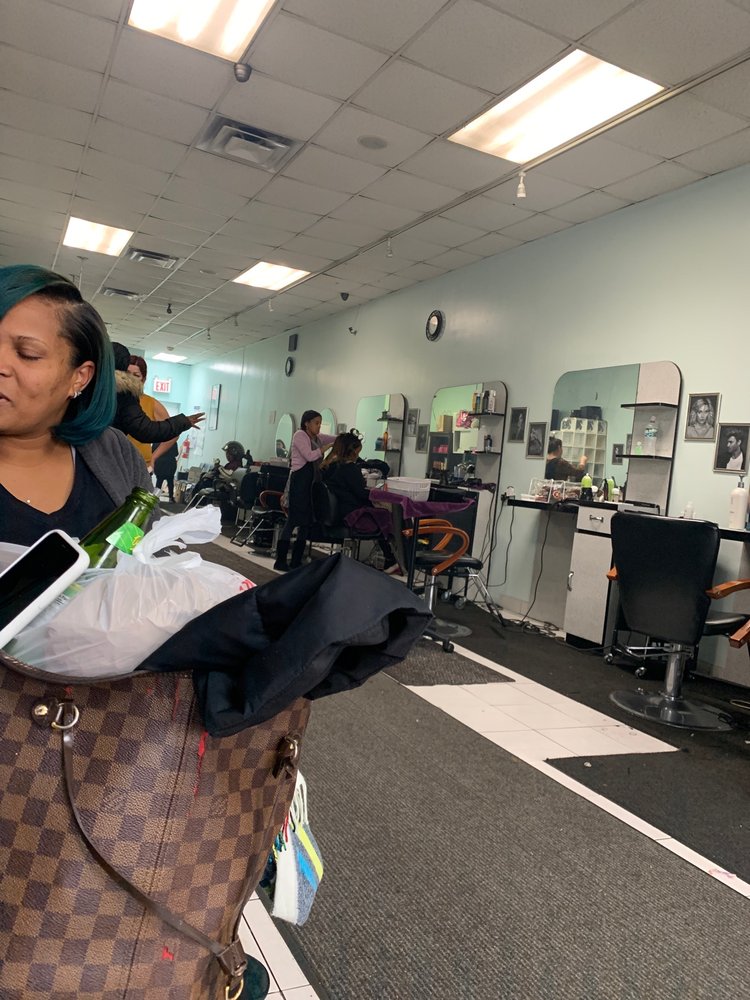 DOMINICAN HOUSE OF BEAUTY 7903 Flatlands Ave, Brooklyn, New York