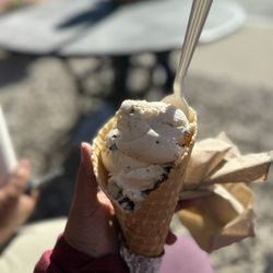 Cromwell Creamery - Waffle cone with chocolate chip vanilla and salted caramel ice cream