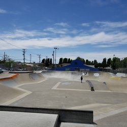 Berkeley Skatepark - Annnndddd were back haha. Pretty empty mid day.