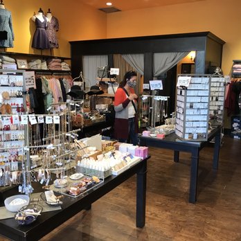 Francesca's Collections - Women's Clothing Near Me - Wesley Chapel, Florida