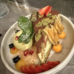 Dubai Chocolate Cheesecaake Dubai Chocolate Cheesecaake