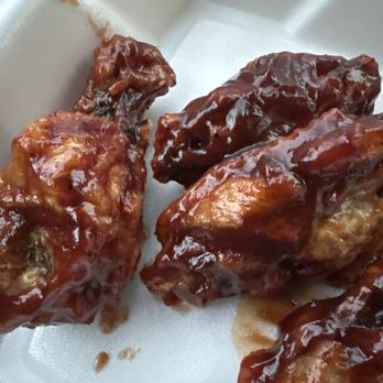 Brooklyn Pizzeria - Burnt wings covered in sauce to hide the quality. - Pizza Near Me - Pearland, Texas Brooklyn Pizzeria - Burnt wings covered in sauce to hide the quality. - Pizza Near Me - Pearland, Texas