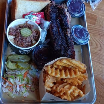 Bushfire Kitchen - Riverside - Food - American Near Me - Riverside, California