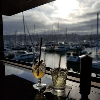 Humphreys Half Moon Inn - Live music, drinks and the sunset - San Diego, CA