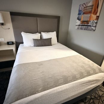 Best Western Morton Inn - Queen Bed - Hotels Near Me - Morton, Illinois Best Western Morton Inn - Queen Bed - Hotels Near Me - Morton, Illinois