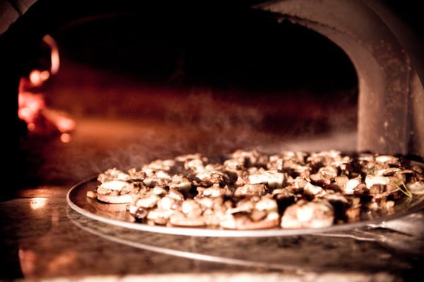 Cavalli Pizza Napoletana by null