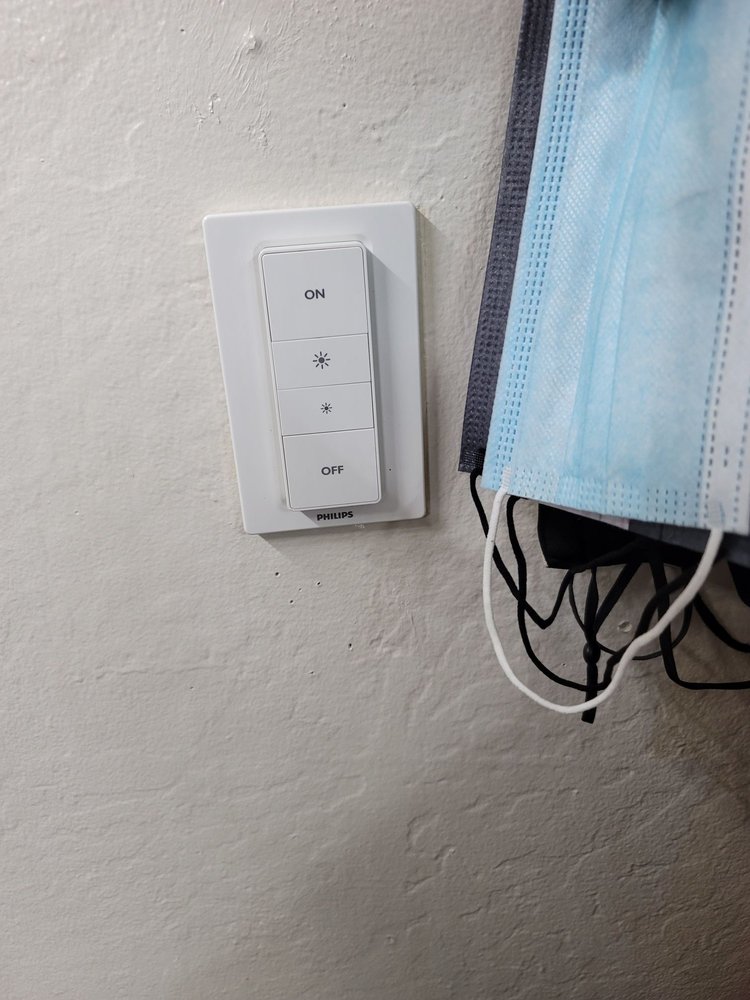 Slide of Local Electricians