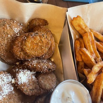 SouthEnd Brewing - Fried Zucchini with taziki sauce and plain fries. - Breweries Near Me - Greensboro, North Carolina SouthEnd Brewing - Fried Zucchini with taziki sauce and plain fries. - Breweries Near Me - Greensboro, North Carolina