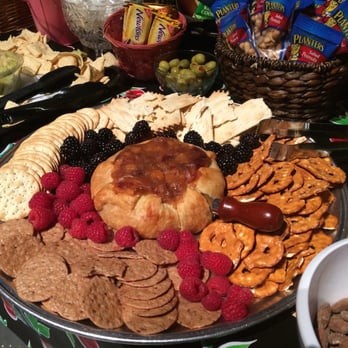 Sunday Night Dinner Craft Services - Cracker Platter - Performing Arts Near Me Sunday Night Dinner Craft Services - Cracker Platter - Performing Arts Near Me