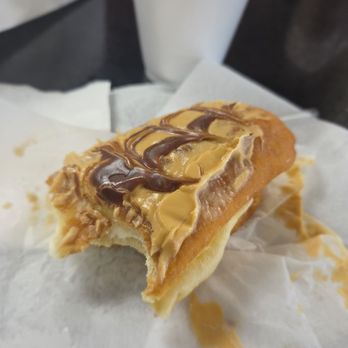 Apple Fritter Donut Shop - Caramel buttercream - Donuts Near Me - Ferndale, Michigan