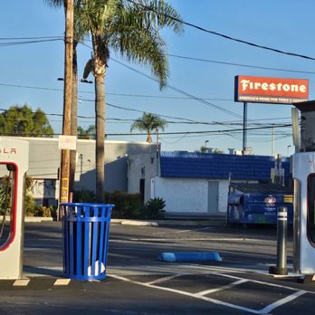 Tesla Supercharger - Two chargers for disabled. - EV Charging Stations Near Me - Whittier, California Tesla Supercharger - Two chargers for disabled. - EV Charging Stations Near Me - Whittier, California