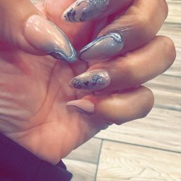 Custom Nail Art