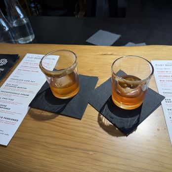 Pilot House Distilling - Maple Bar Rim - Cocktail Bars Near Me - Cannon Beach, Oregon Pilot House Distilling - Maple Bar Rim - Cocktail Bars Near Me - Cannon Beach, Oregon