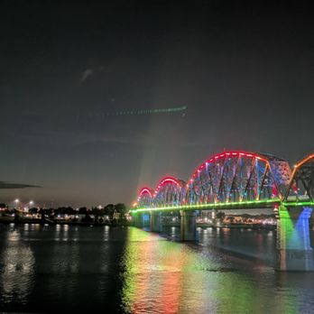 Big Four Bridge - Bridge - Landmarks & Historical Buildings Near Me - Louisville, Kentucky Big Four Bridge - Bridge - Landmarks & Historical Buildings Near Me - Louisville, Kentucky