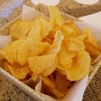 House Without A Key - Complimentary chips - Seafood Near Me - Honolulu, Hawaii