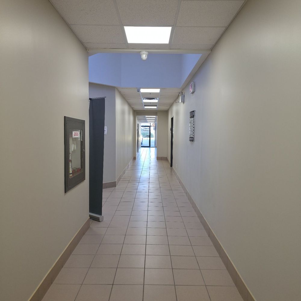 Humber River Medical Centre - Hallway - Medical Centers Near Me - Toronto, Ontario Humber River Medical Centre - Hallway - Medical Centers Near Me - Toronto, Ontario