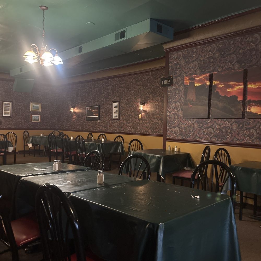 Bark Grill Restaurant - Lighting - American Near Me - Westfield, New York Bark Grill Restaurant - Lighting - American Near Me - Westfield, New York