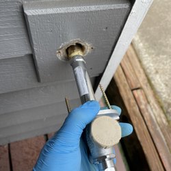 Water pipe/ Local Plumber/ Plumber near me/ Leaky faucet/ Water leak