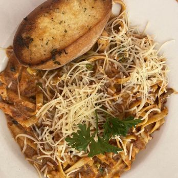 Hobee's Restaurant - Danny's Chicken Pasta with Garlic bread - Breakfast & Brunch Near Me - Belmont, California Hobee's Restaurant - Danny's Chicken Pasta with Garlic bread - Breakfast & Brunch Near Me - Belmont, California