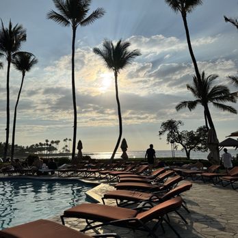 Fairmont Orchid - Pool - Hotels Near Me - Kohala Coast, Hawaii
