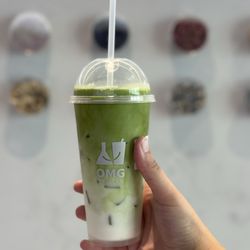Matcha Lab Latte w/ oat milk and honey boba (very minimal boba was found in this drink)