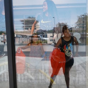 nike outlet redlands