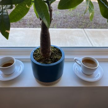 Ristretto Lounge - Ristretto and Lungo espresso - Coffee & Tea Near Me - Opelika, Alabama Ristretto Lounge - Ristretto and Lungo espresso - Coffee & Tea Near Me - Opelika, Alabama