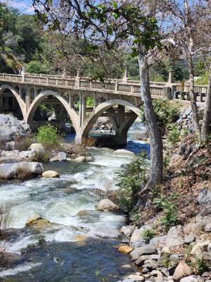 The Gateway Restaurant & Lodge by null