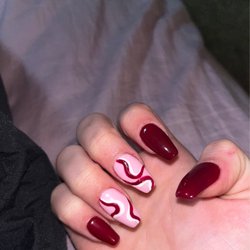 Lux Nail Bar - Acrylic full set $70 plus tip
