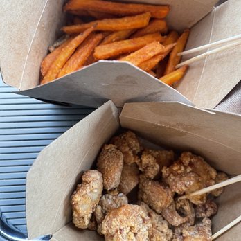 T4 - Taiwanese Popcorn Chicken & Sweet Potato Fries - Bubble Tea Near Me - Portland, Oregon