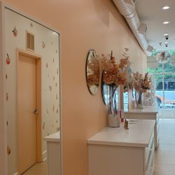 Sweet Peach Wax & Sugaring Studio