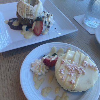 Drift Kitchen & Bar - Lido Beach Resort - Homemade desserts - Seafood Near Me - Sarasota, Florida
