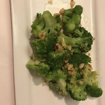 Assaggio - Kapolei - Broccoli with garlic - Italian Near Me - Kapolei, Hawaii Assaggio - Kapolei - Broccoli with garlic - Italian Near Me - Kapolei, Hawaii