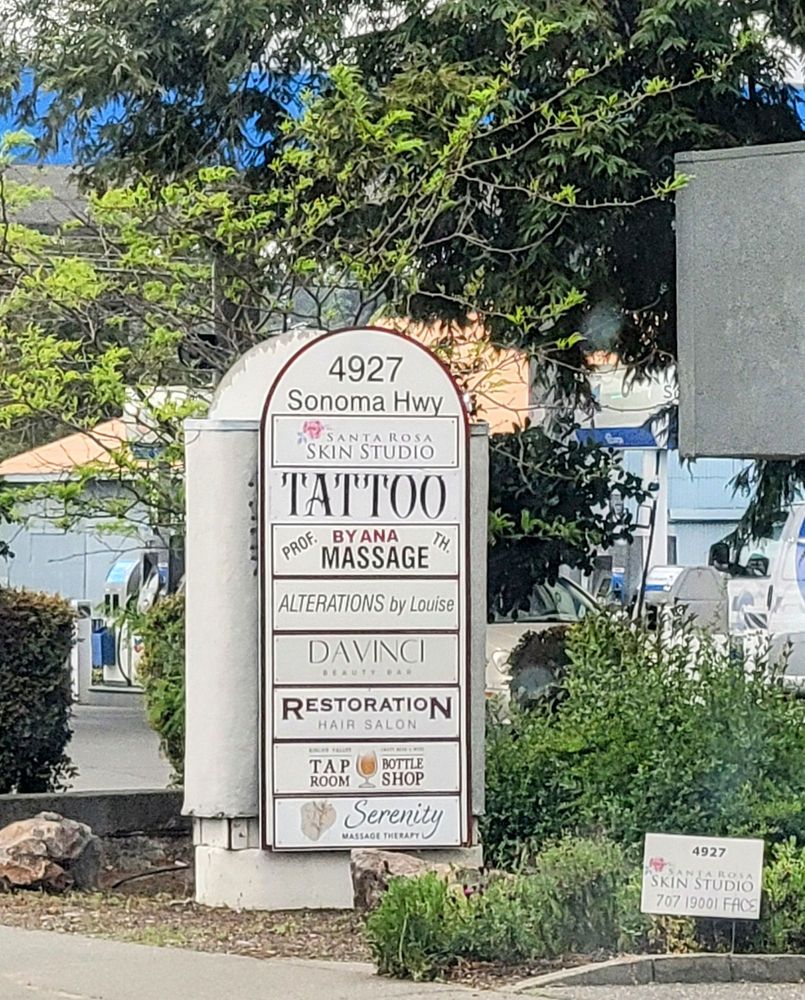 Santa Rosa Skin Studio Logo