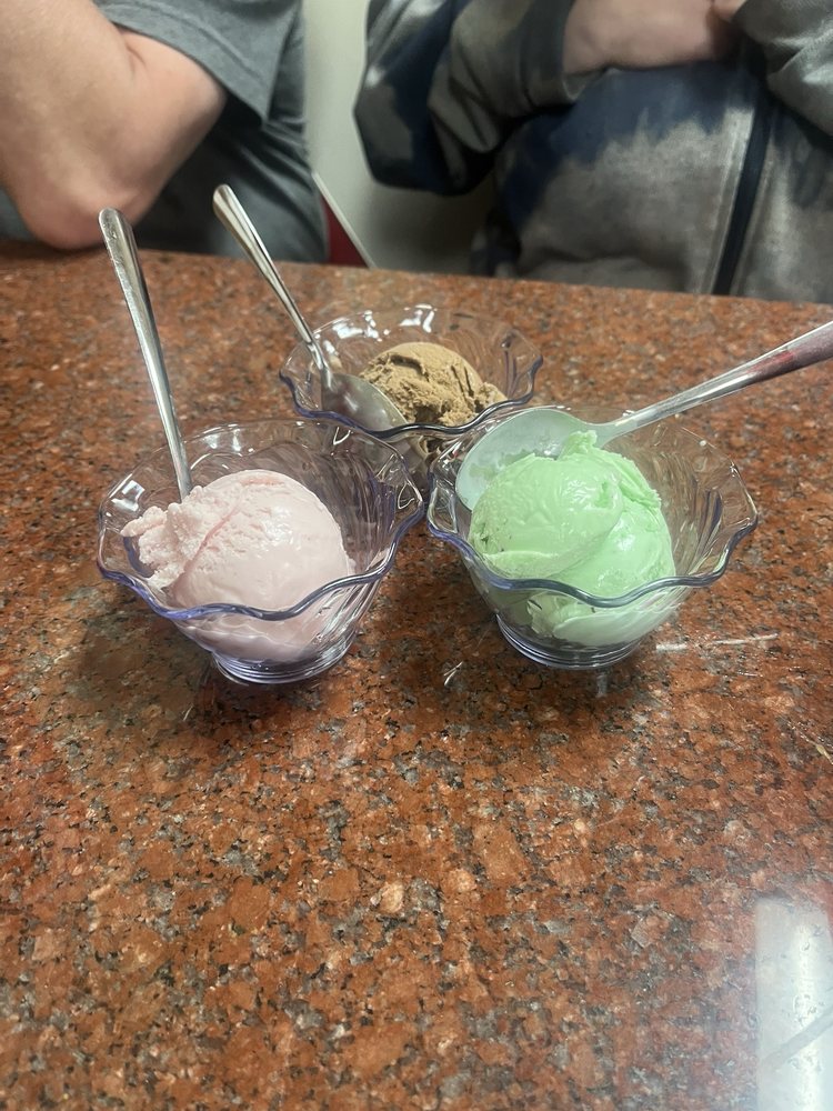 RUDY’S - Updated December 2025 - 65 Photos & 67 Reviews - 118 W Center ...