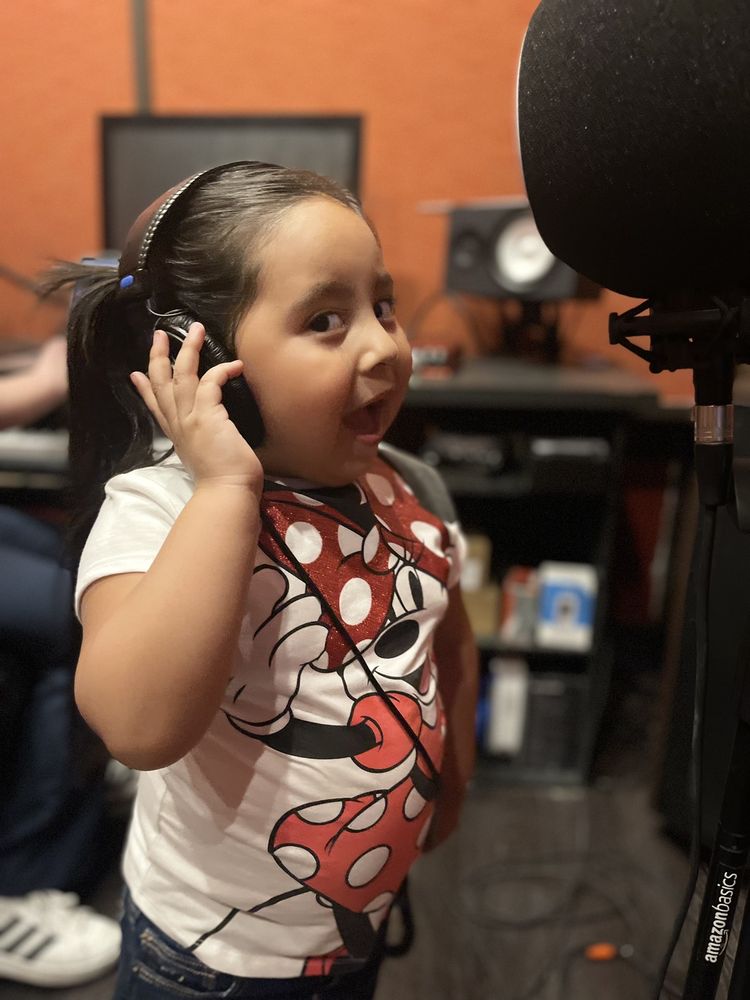 Positively Arts Logo