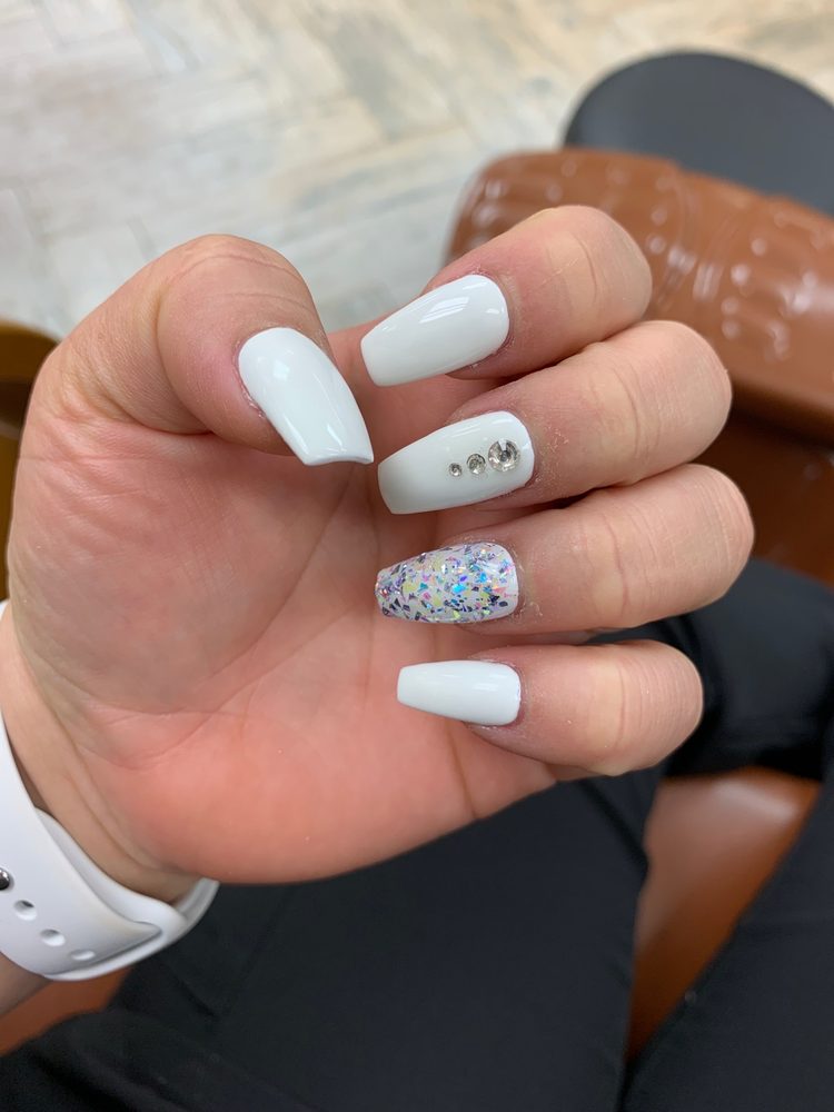 LEE’S MAGIC NAILS 262 Photos & 208 Reviews 13756 1/2 Roscoe Blvd, Panorama City, California